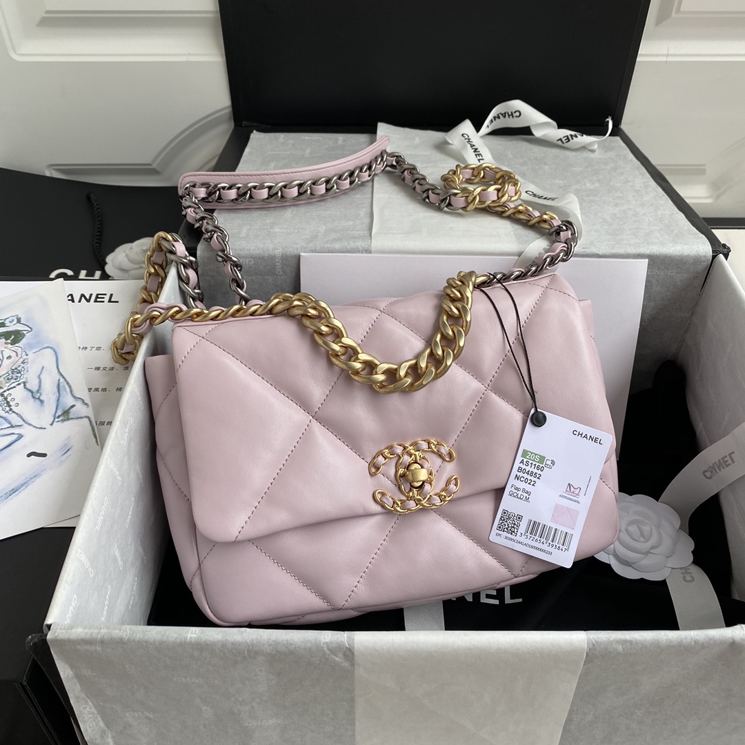 CHANEL 19  Small HANDBAG