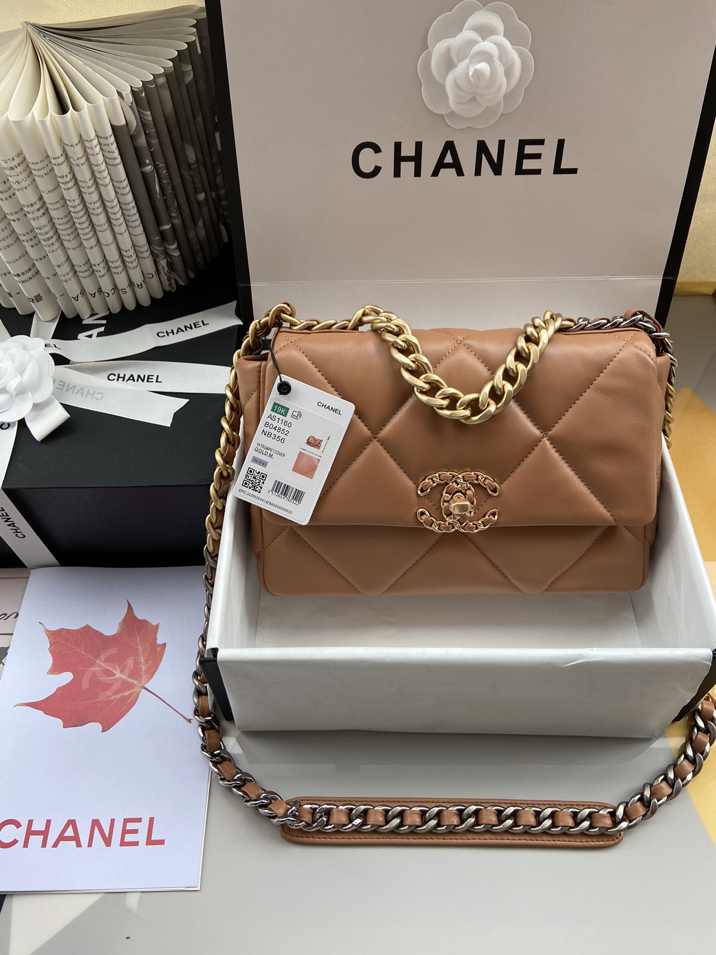 CHANEL 19 small HANDBAG