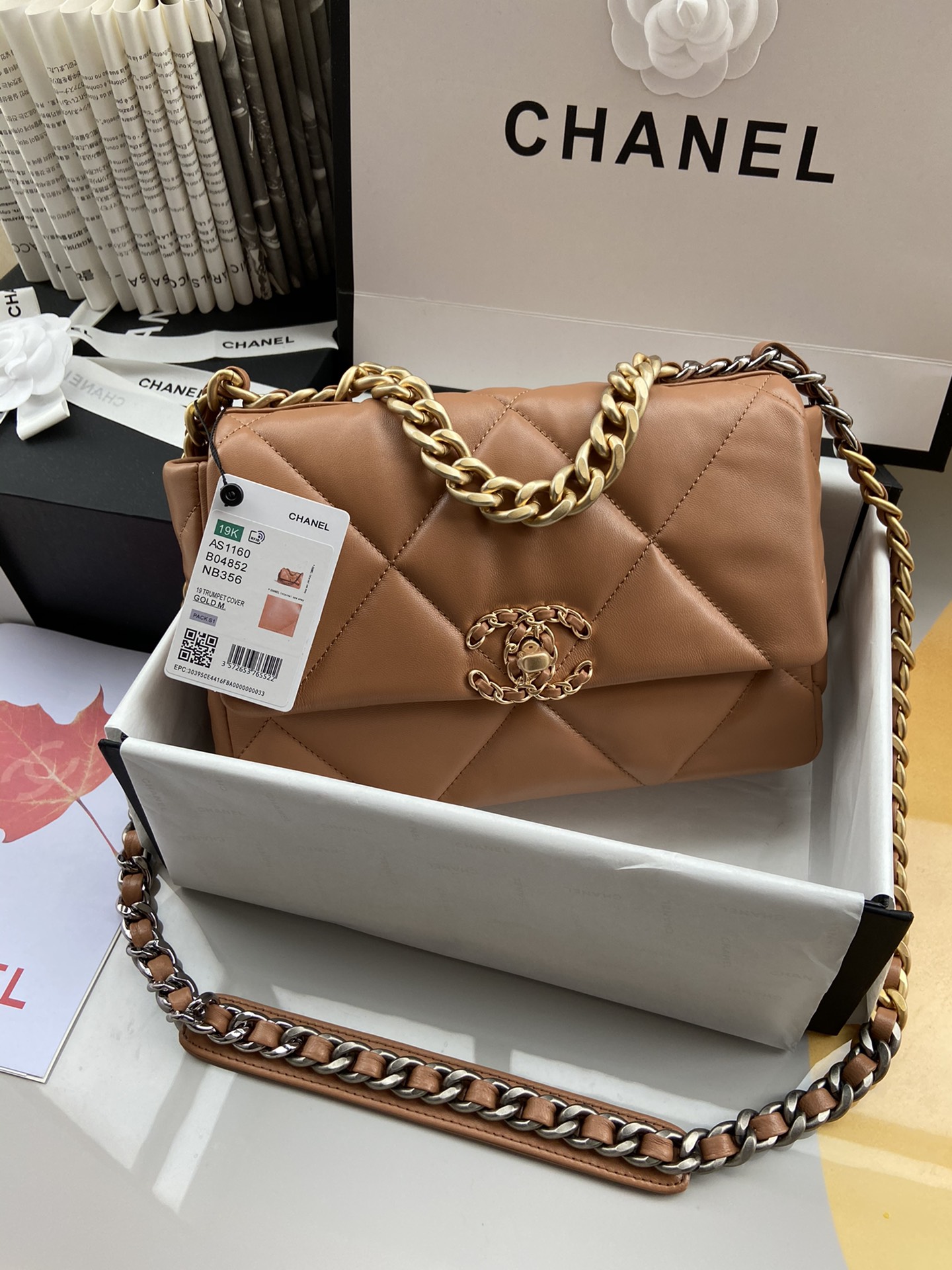 CHANEL 19 small HANDBAG