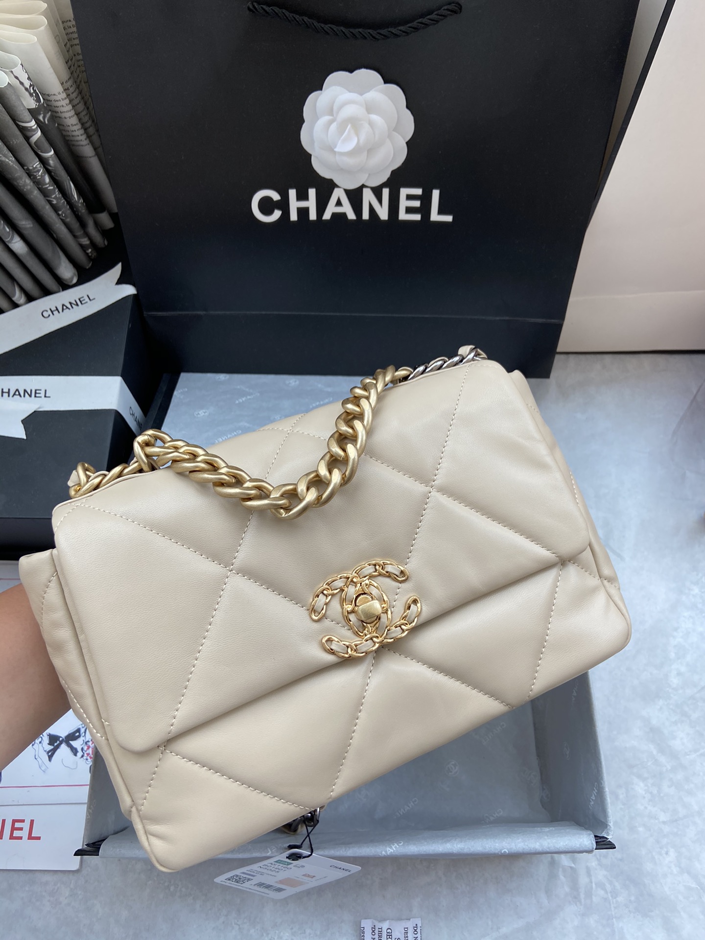 CHANEL 19 Small Flap Bag