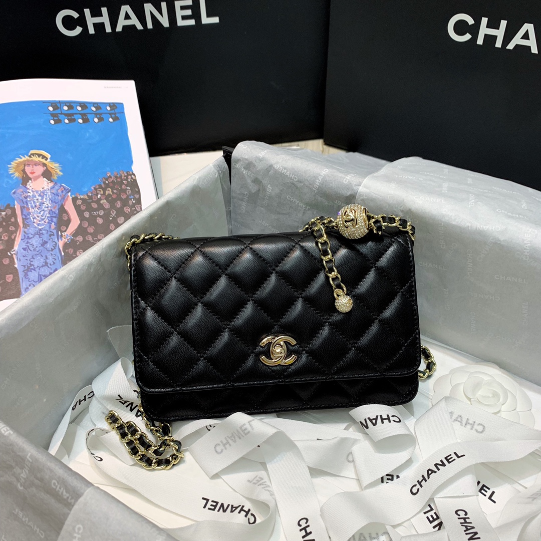 Chanel Chain WOC