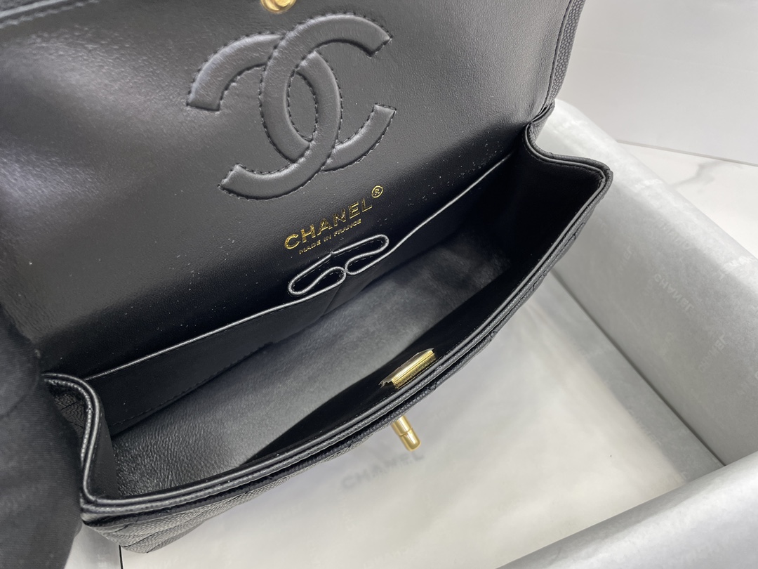 CHANEL Classic Flap Handbag