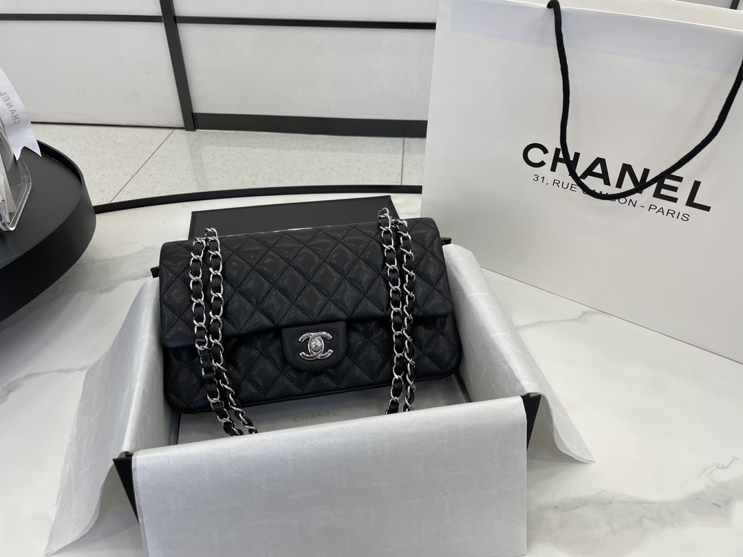 CHANEL CLASSIC HANDBAG