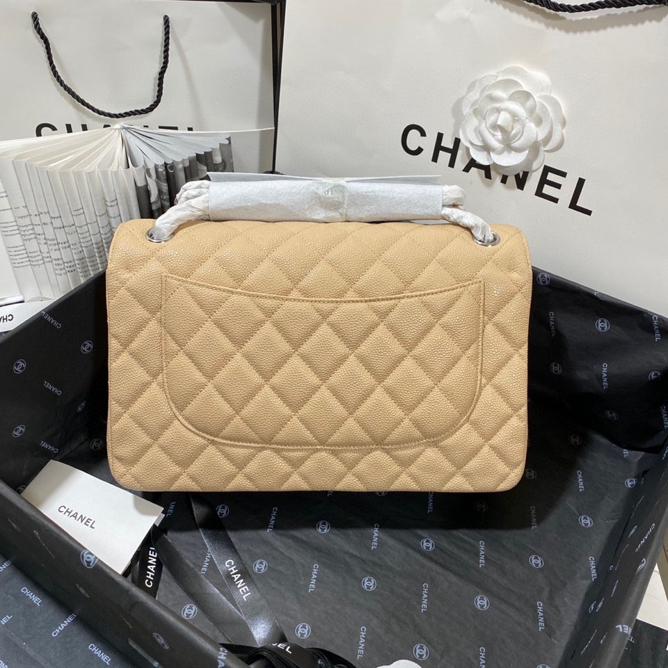 CHANEL CLASSIC JUMBO FLAP