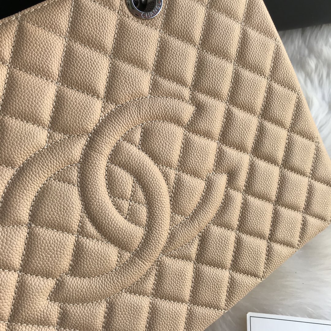 CHANEL Grand Shopping Tote