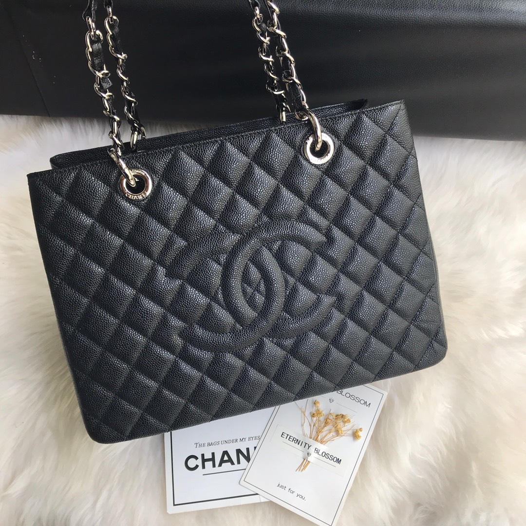 CHANEL Grand Shopping Tote