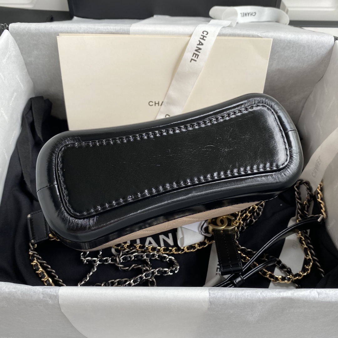 CHANEL Medium GABRIELLE HOBO HANDBAG