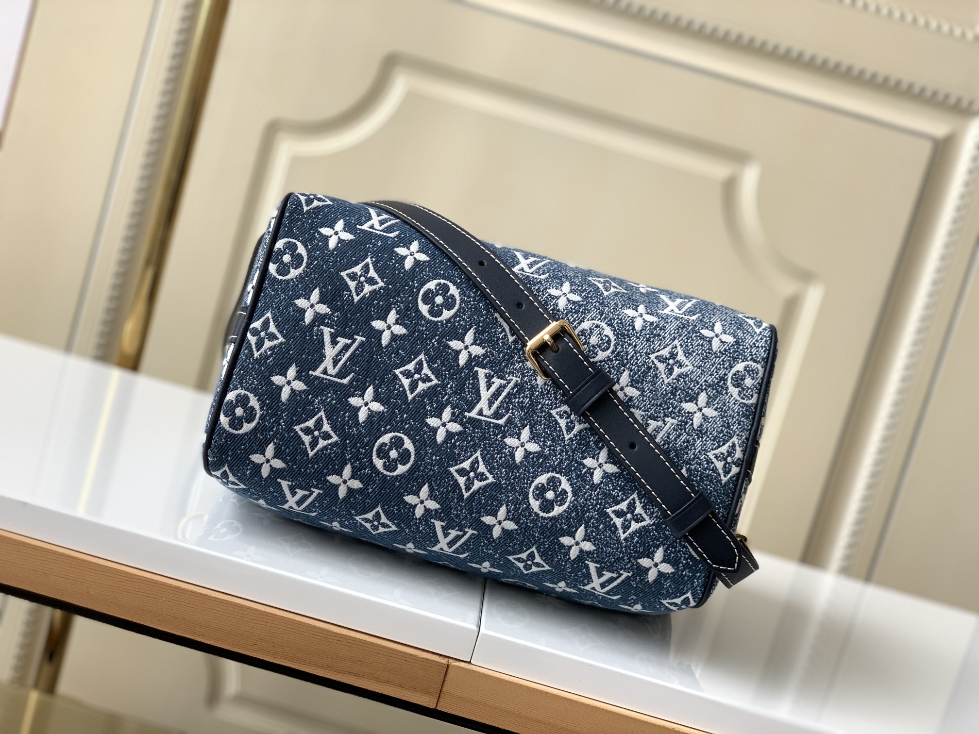 LV Bandouliere 25