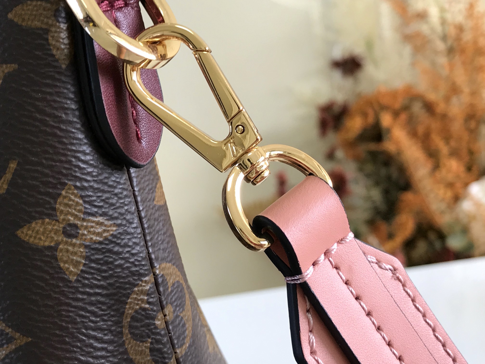 LV BEAUBOURG HOBO Mini