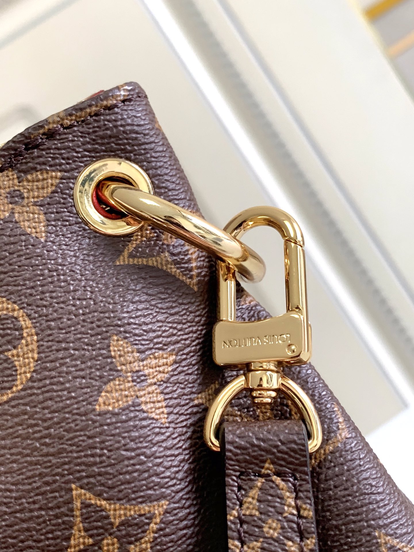 Louis Vuitton Pallas BB Handbag