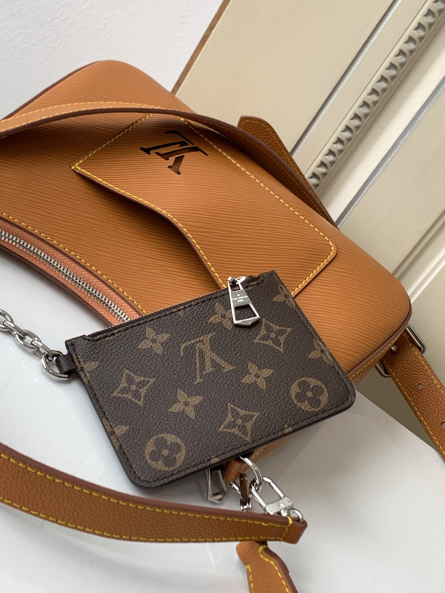 LV MARELLE HANDBAG