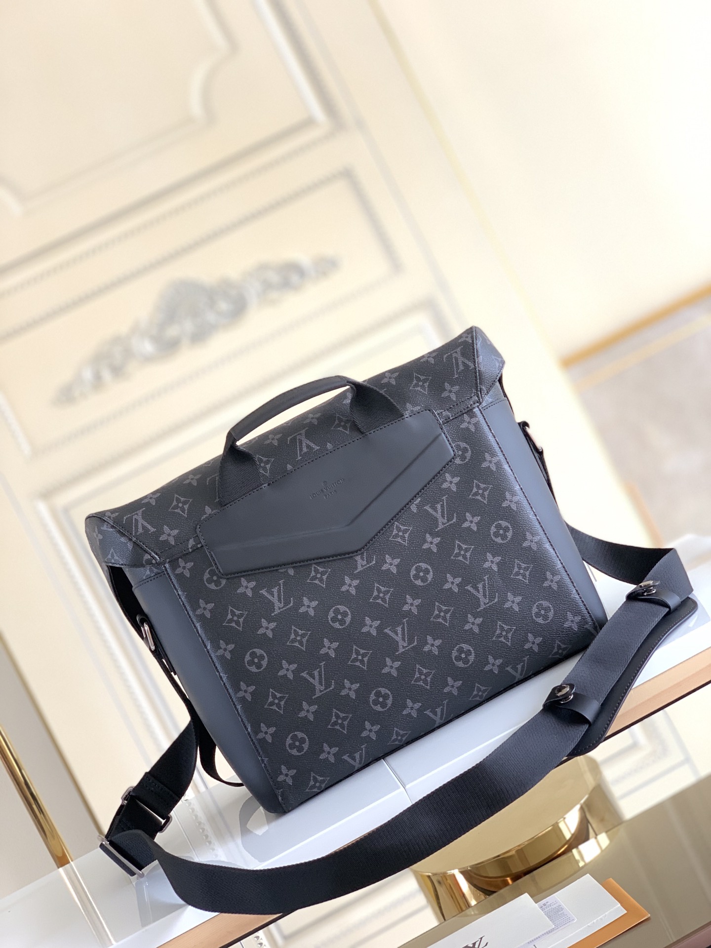 LV Messenger MM Voyager