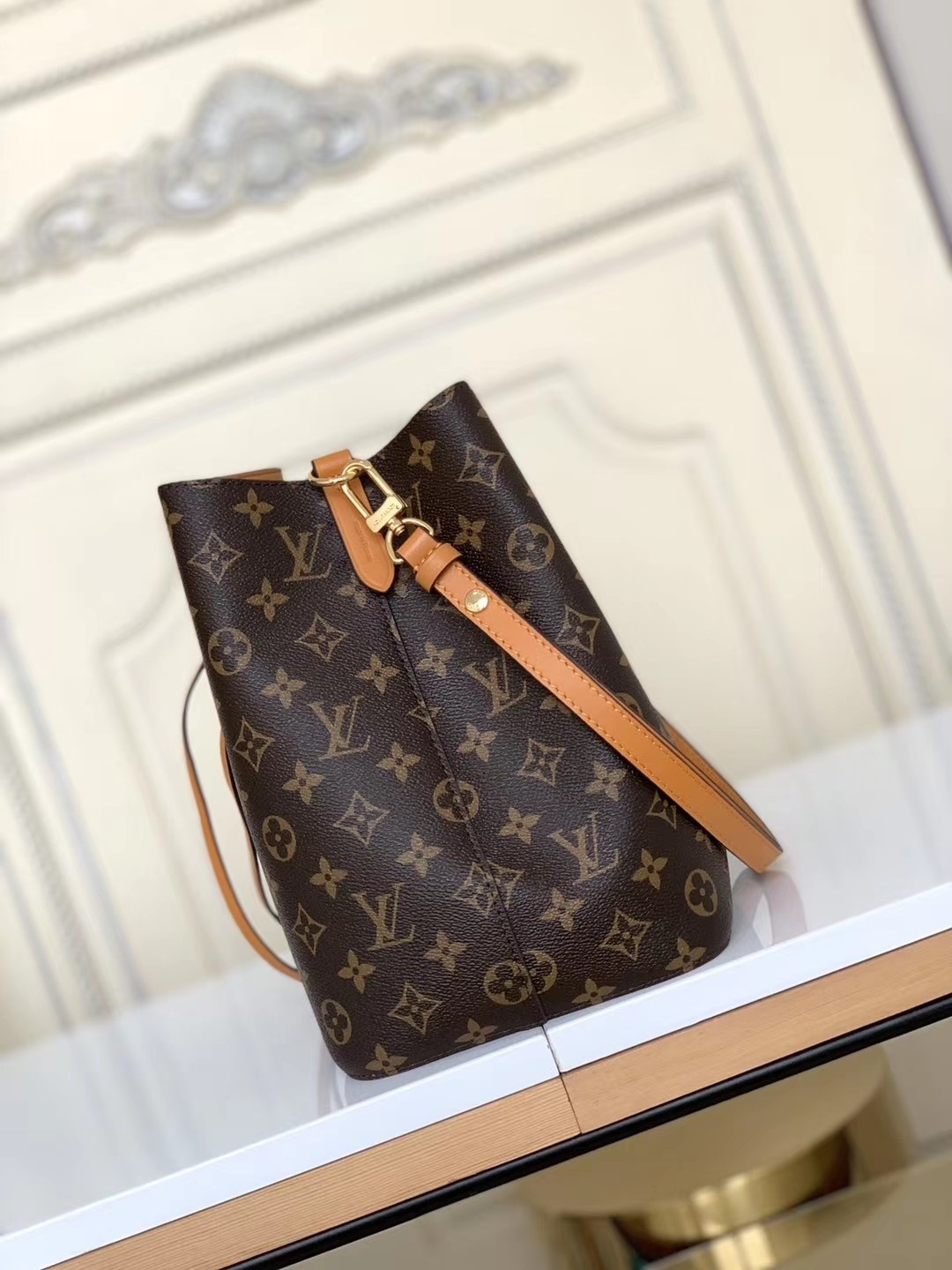 LV NeoNoe Bag