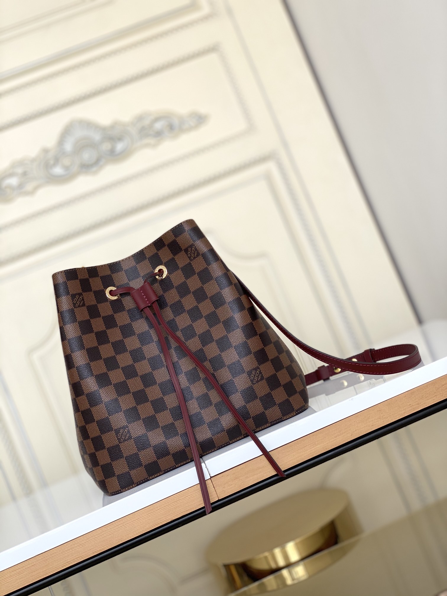 LV NeoNoe MM Bucket Bag