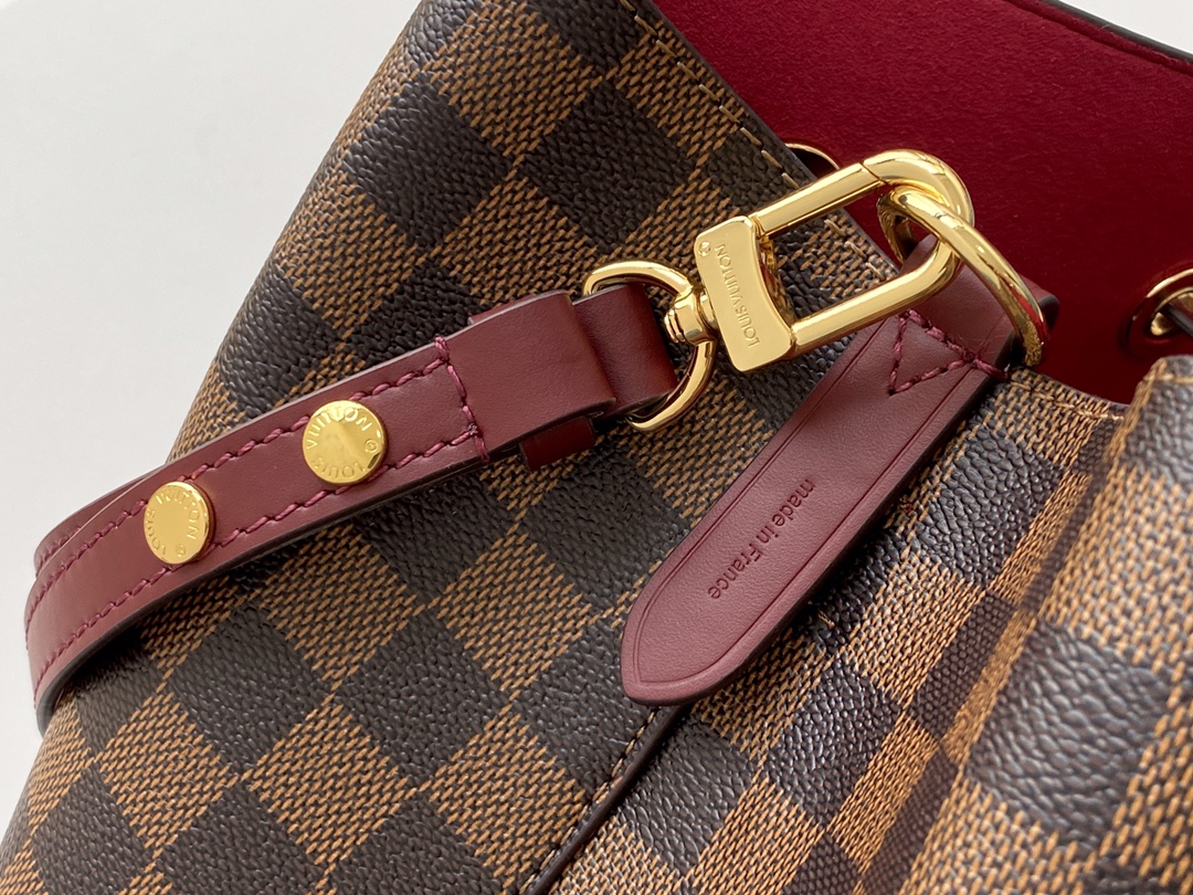 LV NeoNoe MM Bucket Bag