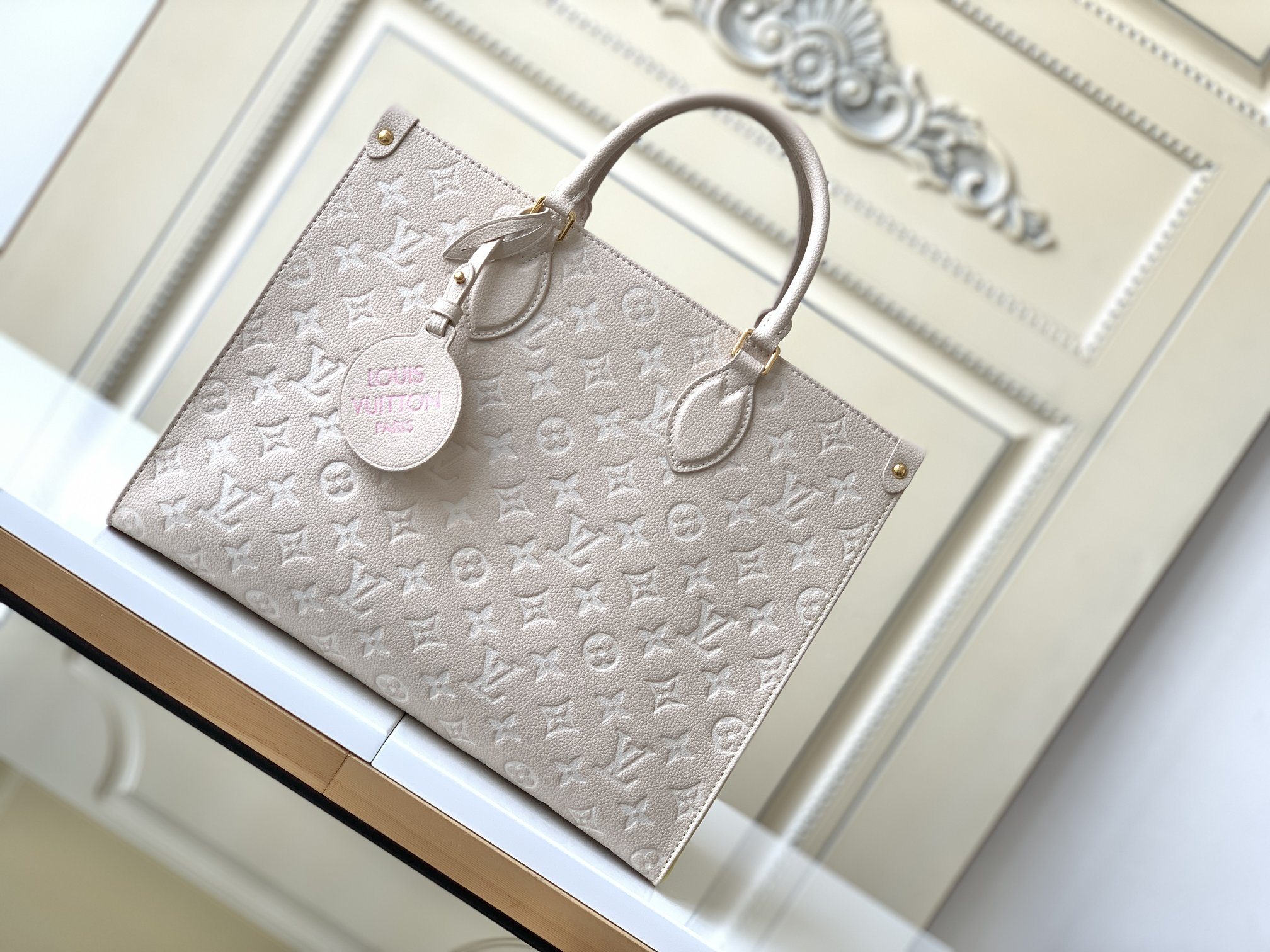 LV ONTHEGO MM