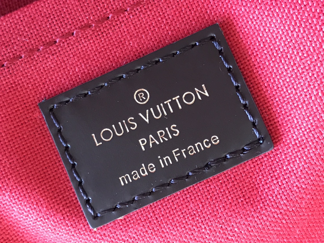 Louis Vuitton CROISETTE