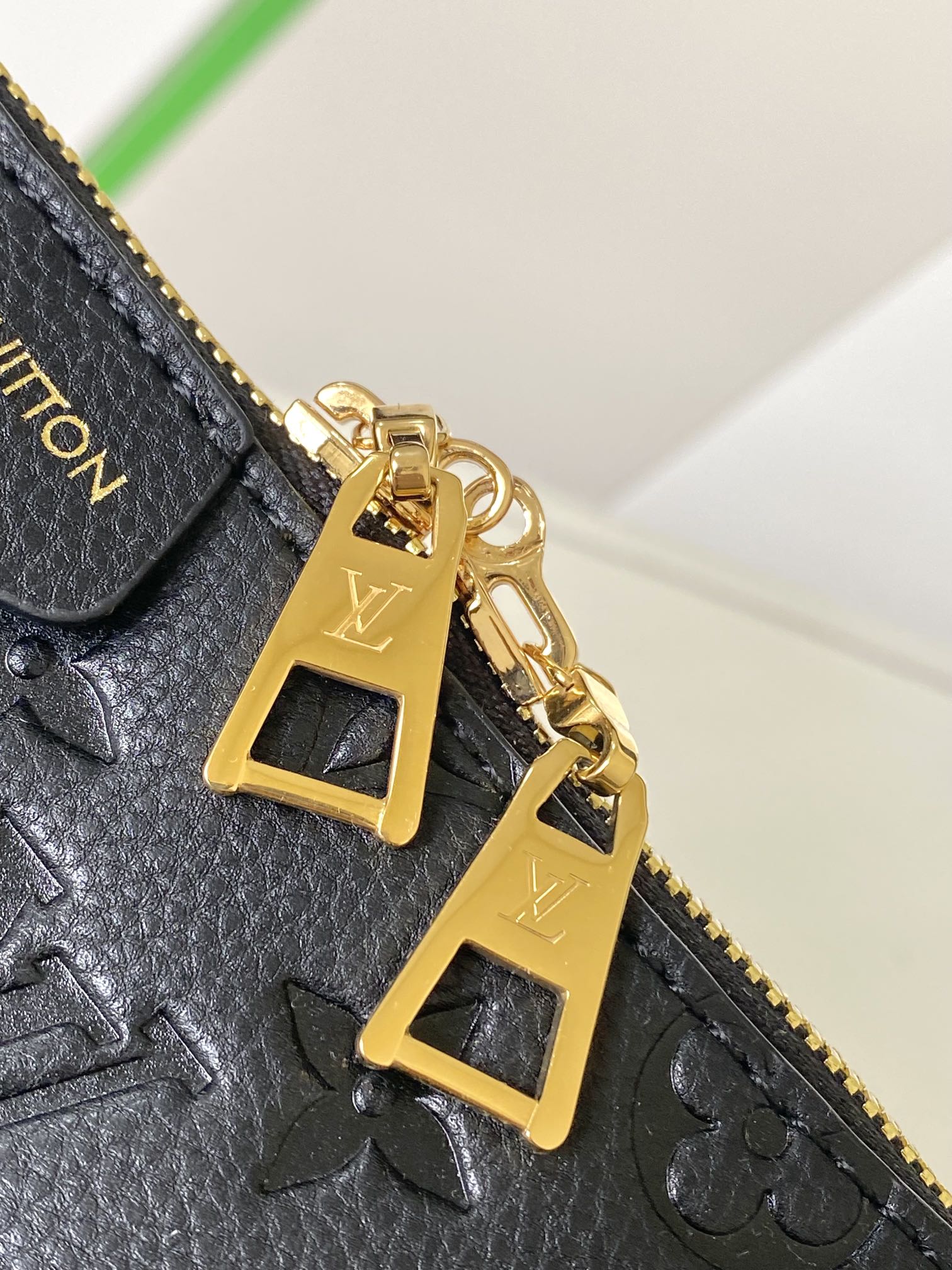 LV Sac Sport