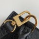 LV PETIT SAC PLAT