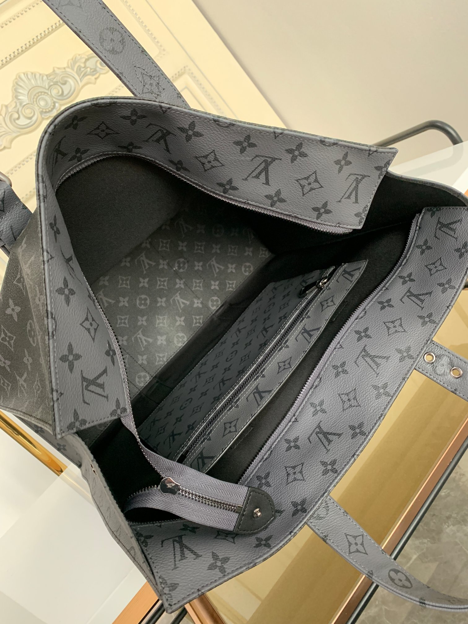 LV New Cabas Zippe GM Handbag