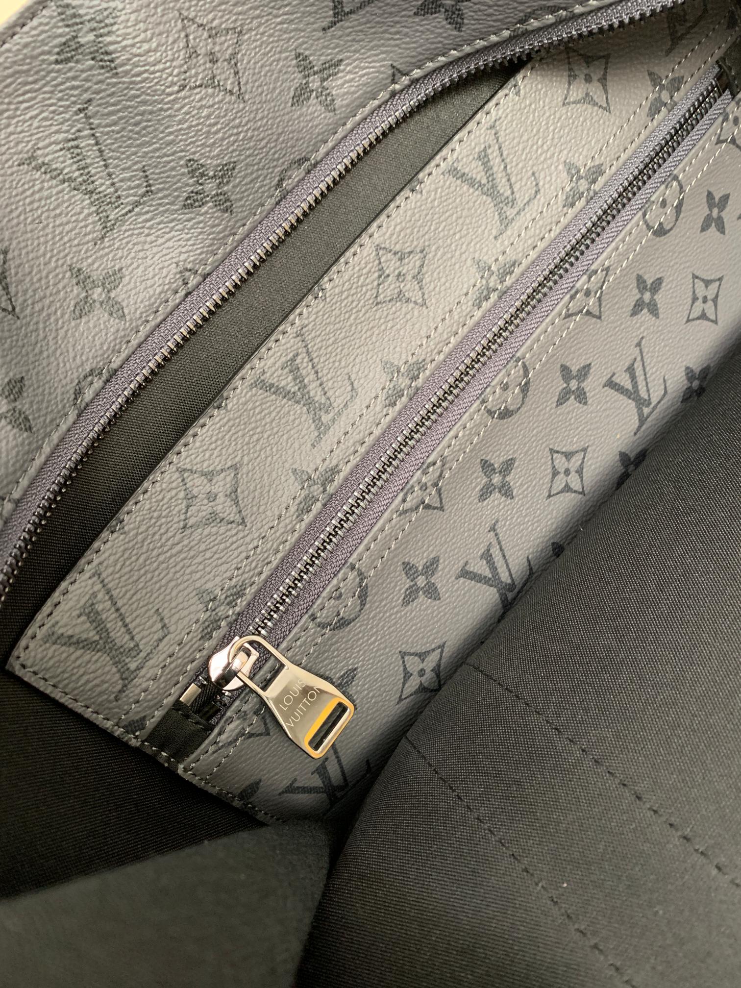 LV New Cabas Zippe GM Handbag