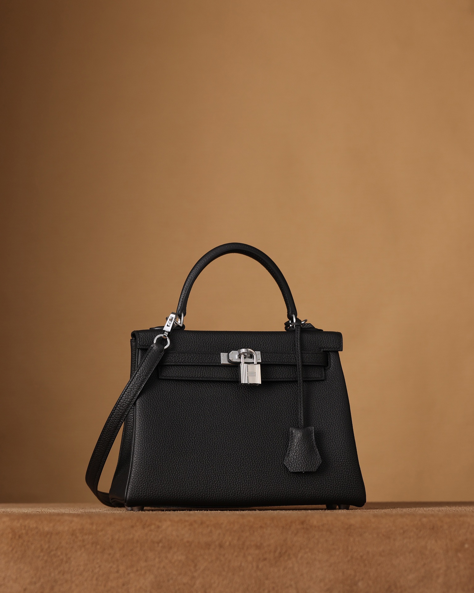 Hermes Kelly 25(Semi-handmade)