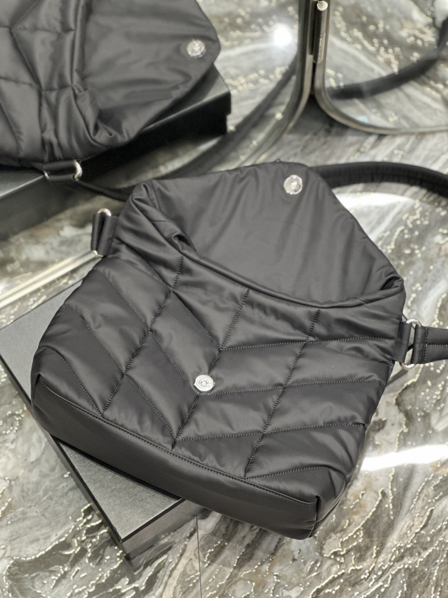 PUFFER MEDIUM CHAIN BAG